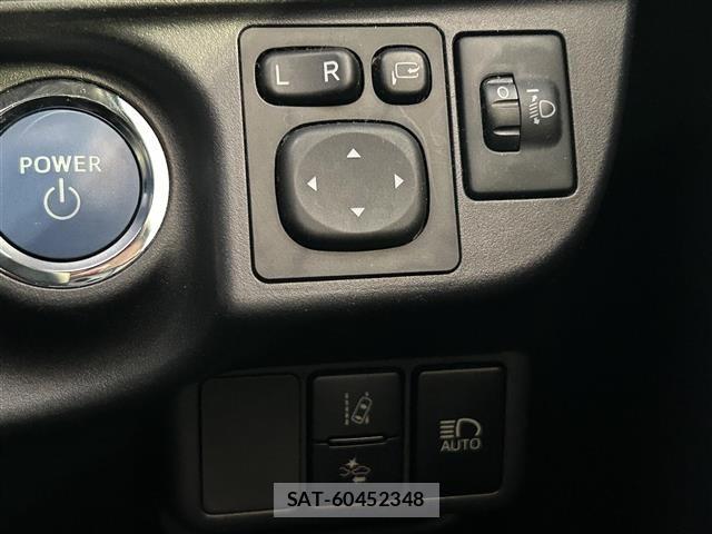 Toyota AQUA 2016 8705857-22