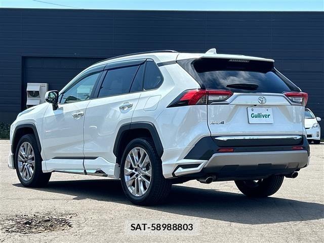 Toyota RAV4 2022 8709488-13