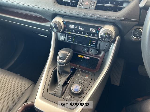 Toyota RAV4 2022 8709488-2