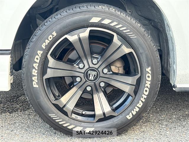 Toyota HIACE VAN 2019 8698159-13