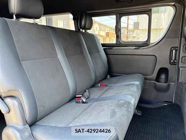 Toyota HIACE VAN 2019 8698159-18