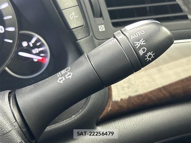 Nissan FUGA 2012 8909591-1