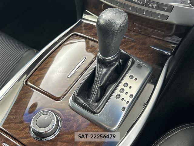 Nissan FUGA 2012 8909591-8