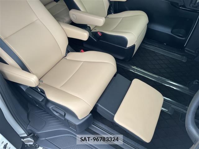 Toyota ESTIMA 2016 8716823-9