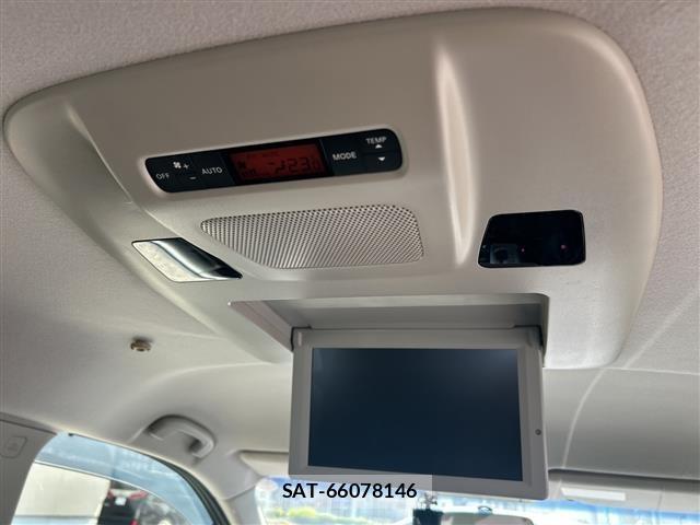 Nissan ELGRAND 2014 8709693-17