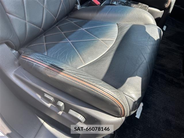 Nissan ELGRAND 2014 8709693-4