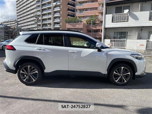 Toyota COROLLA CROSS 2023 8906531-3