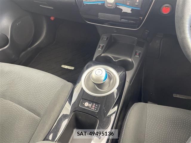 Nissan LEAF 2016 8748185-11