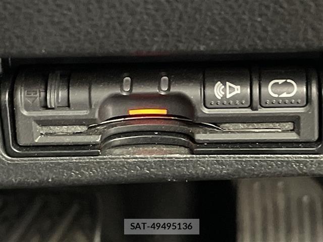 Nissan LEAF 2016 8748185-2