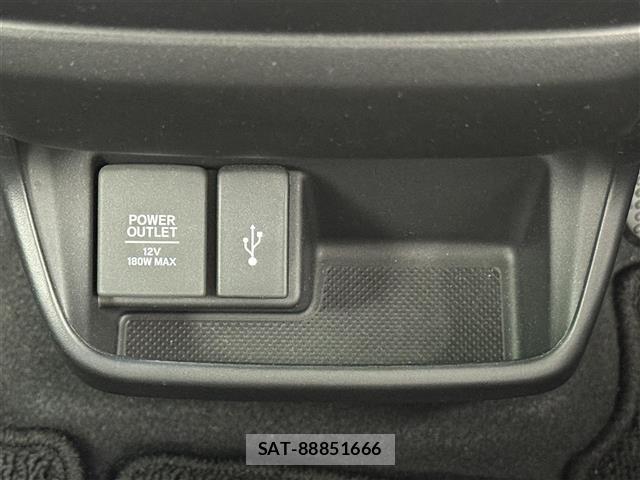 Honda FREED 2022 8716410-2