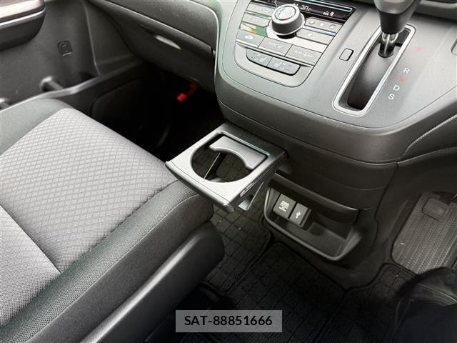 Honda FREED 2022 8716410-22