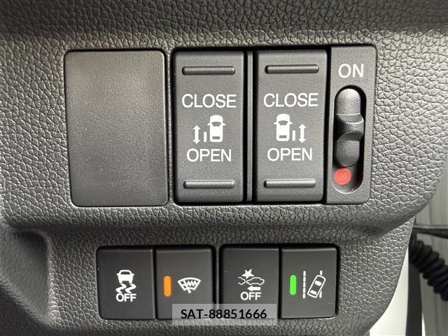 Honda FREED 2022 8716410-9