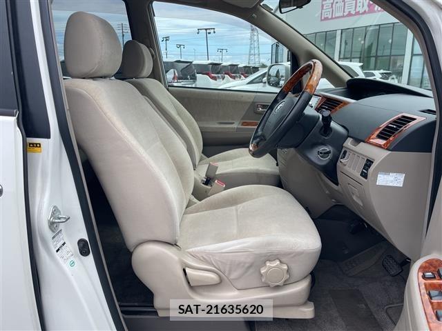 Toyota NOAH 2005 8706399-22