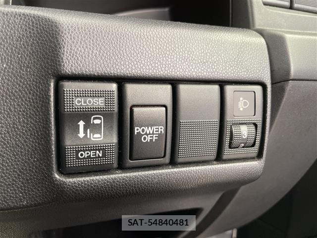 Mazda PREMACY 2011 8713616-22