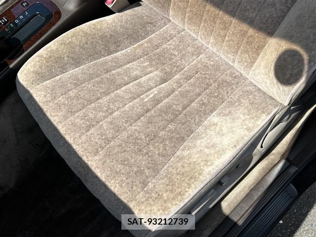 Toyota CROWN MAJESTA 1992 8939701-11