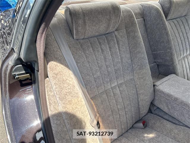 Toyota CROWN MAJESTA 1992 8939701-12