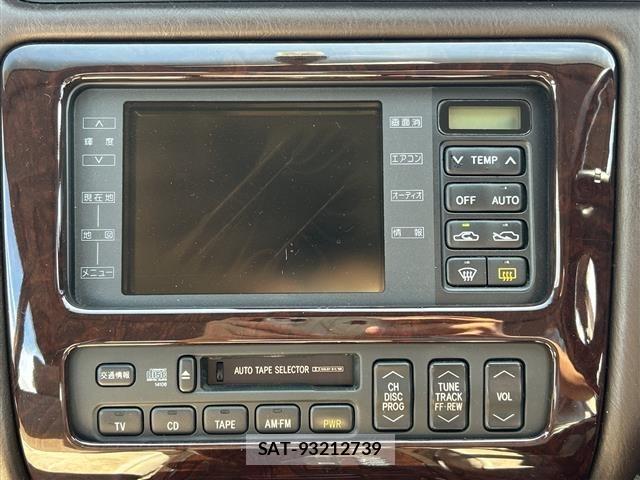 Toyota CROWN MAJESTA 1992 8939701-16