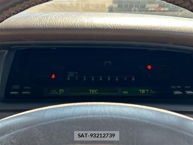 Toyota CROWN MAJESTA 1992 8939701-7