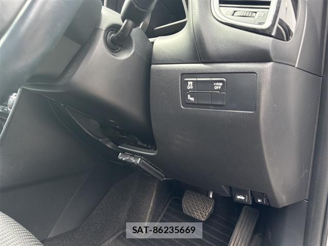 Mazda AXELA 2015 8911767-11