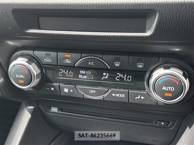 Mazda AXELA 2015 8911767-19