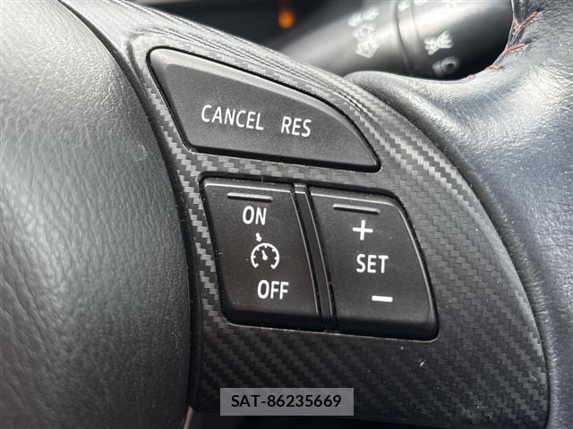 Mazda AXELA 2015 8911767-9