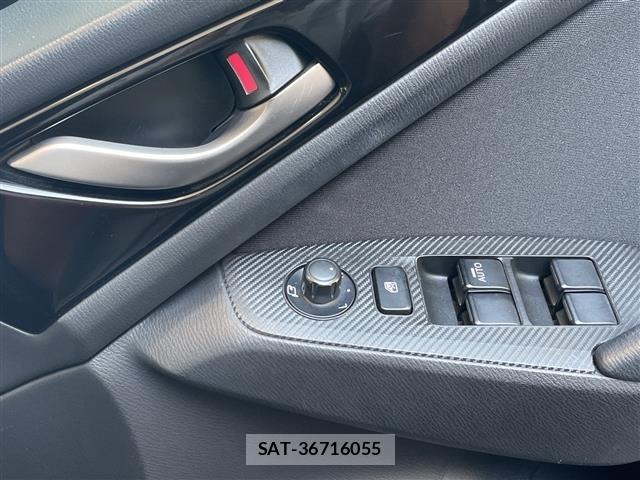 Mazda AXELA 2014 8678416-12