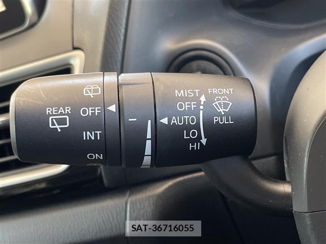 Mazda AXELA 2014 8678416-3