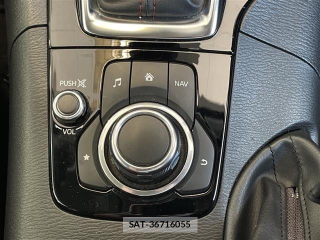 Mazda AXELA 2014 8678416-9