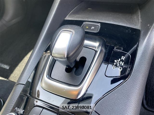 Mazda AXELA 2013 8719004-5
