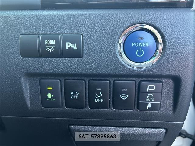 Toyota VELLFIRE 2013 8905479-11