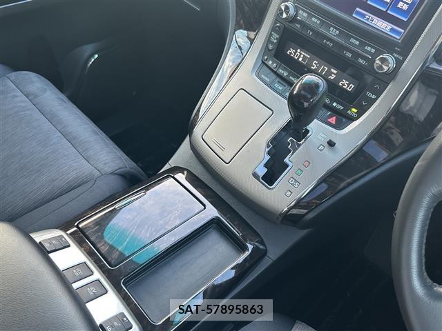 Toyota VELLFIRE 2013 8905479-5