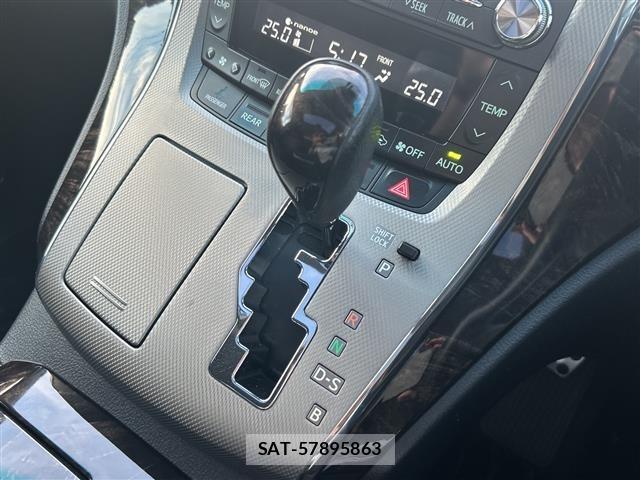 Toyota VELLFIRE 2013 8905479-7