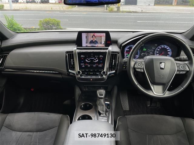 Toyota CROWN 2019 8734428-14
