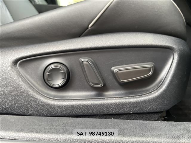 Toyota CROWN 2019 8734428-6