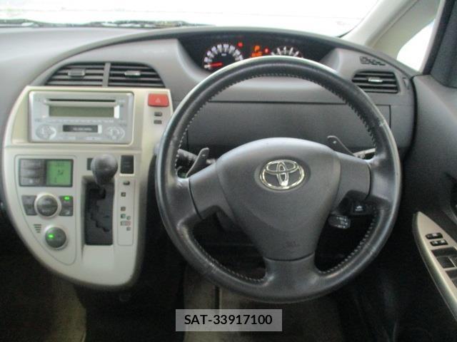 Toyota RACTIS 2008 8710667-22