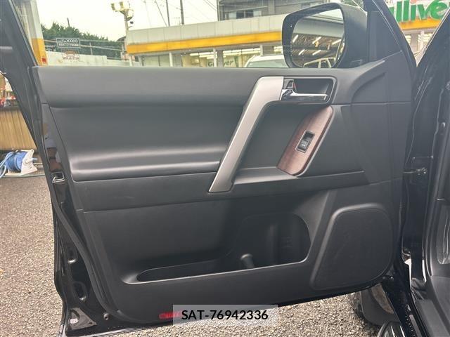 Toyota LAND CRUISER PRADO 2013 8907506-20