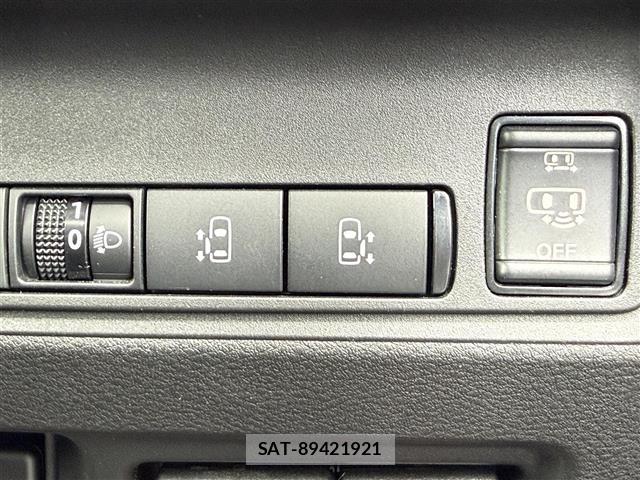 Nissan SERENA 2024 8717074-19