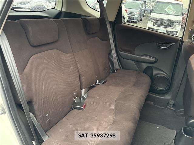 Honda FIT 2012 8922266-2