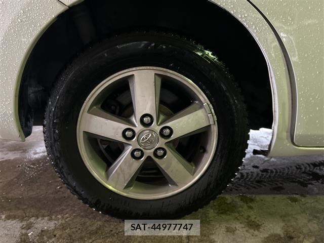 Toyota ISIS 2005 8825613-20