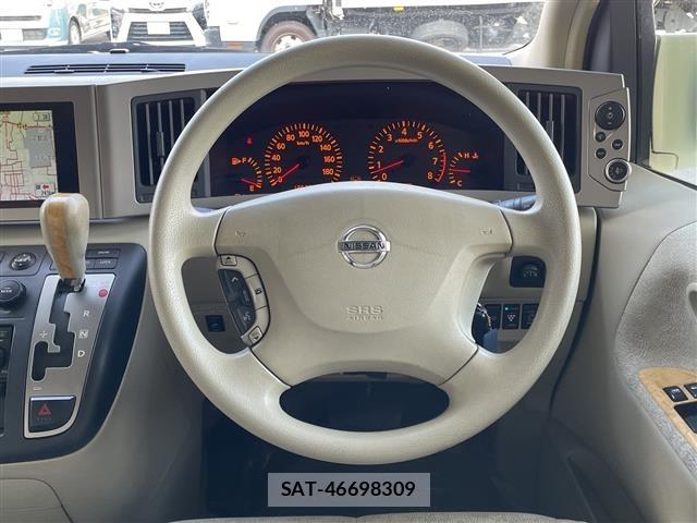Nissan ELGRAND 2004 8709700-1