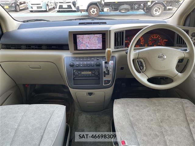 Nissan ELGRAND 2004 8709700-2