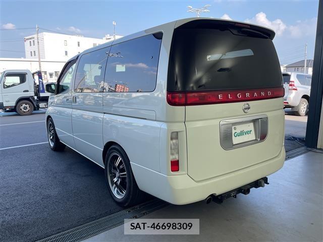 Nissan ELGRAND 2004 8709700-5