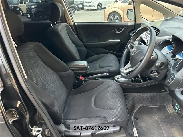 Honda FIT 2011 8703737-3