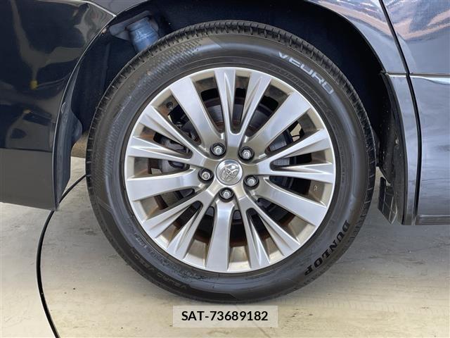 Toyota VELLFIRE 2013 8674432-6