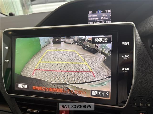 Toyota NOAH 2018 8706400-17