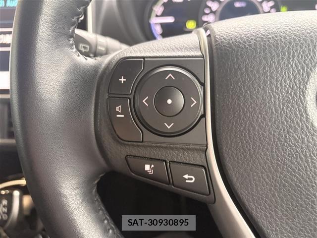 Toyota NOAH 2018 8706400-3