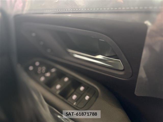 Nissan ELGRAND 2026 8709701-2