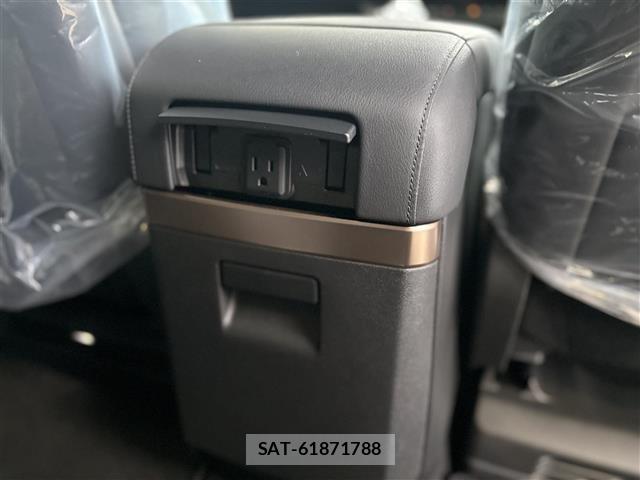Nissan ELGRAND 2026 8709701-22