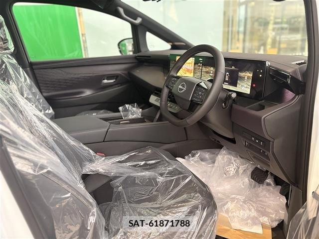 Nissan ELGRAND 2026 8709701-6