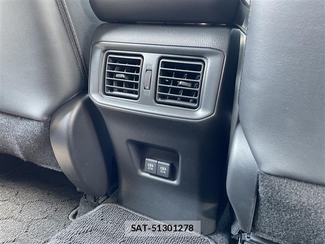 Toyota RAV4 2021 8709502-12